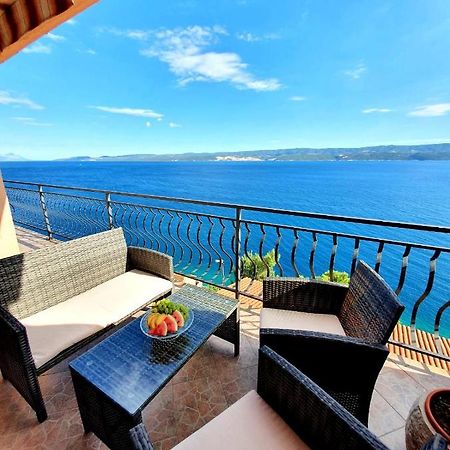 Apartment Zadoda Omiš Exteriör bild