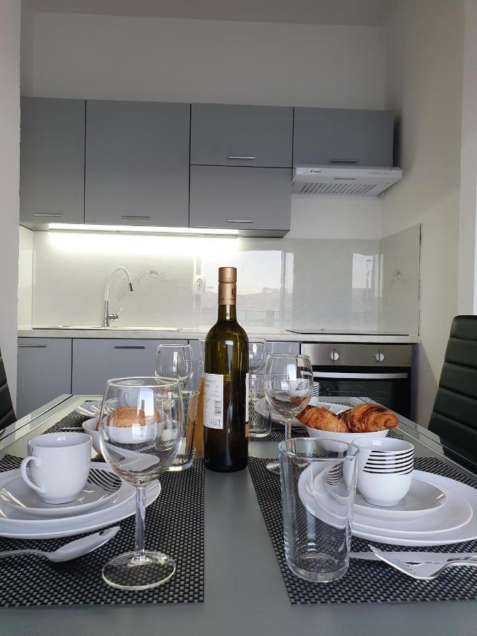 Apartment Zadoda Omiš Exteriör bild