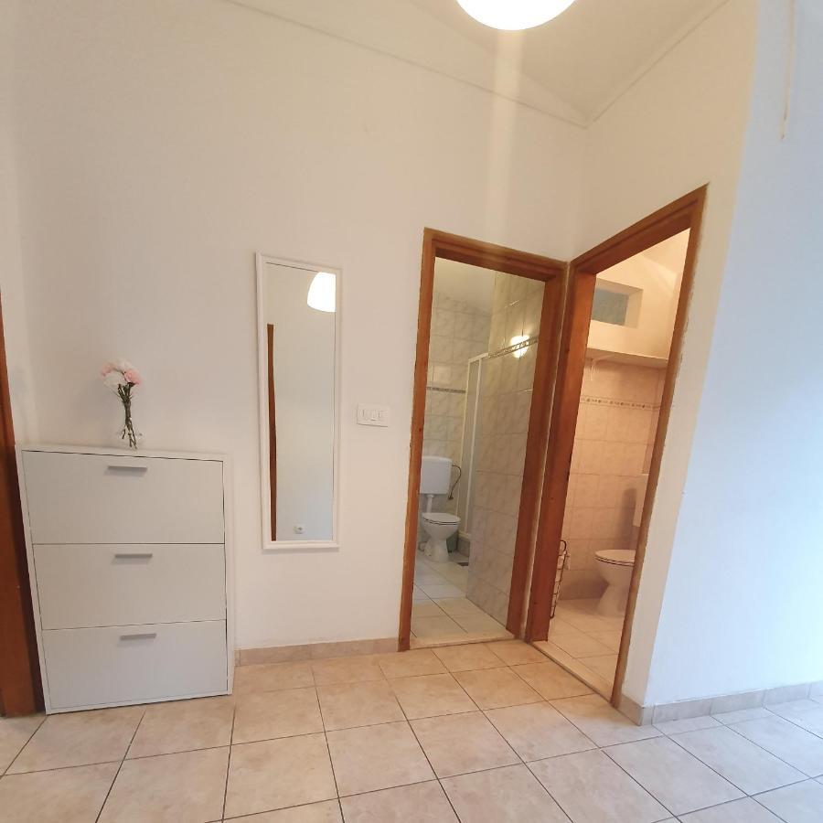 Apartment Zadoda Omiš Exteriör bild