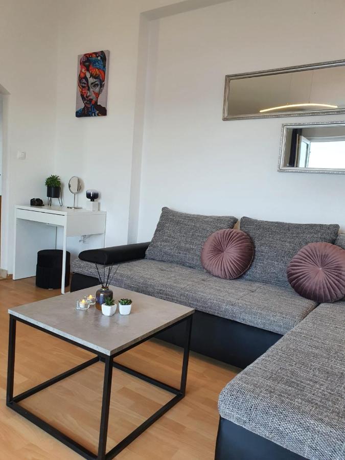 Apartment Zadoda Omiš Exteriör bild