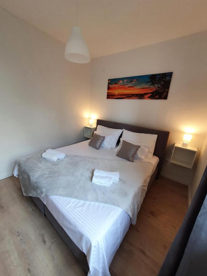 Apartment Zadoda Omiš Exteriör bild