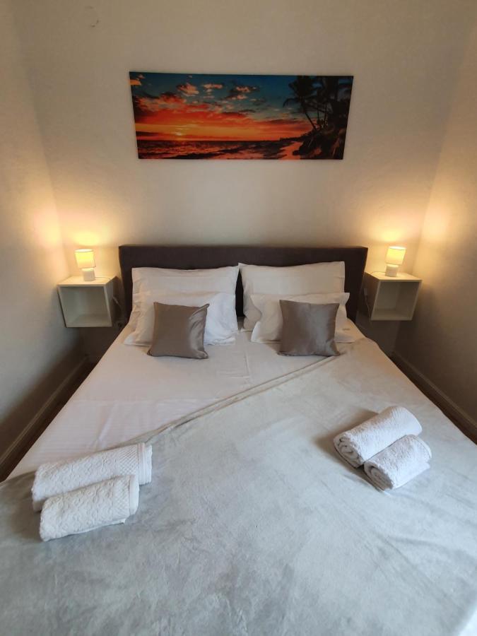 Apartment Zadoda Omiš Exteriör bild