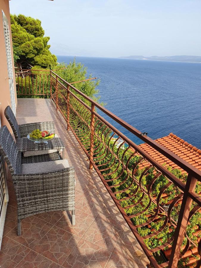 Apartment Zadoda Omiš Exteriör bild